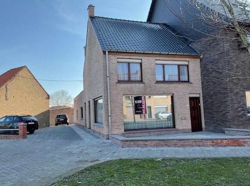Maison à vendre
                    à 8432 Leffinge